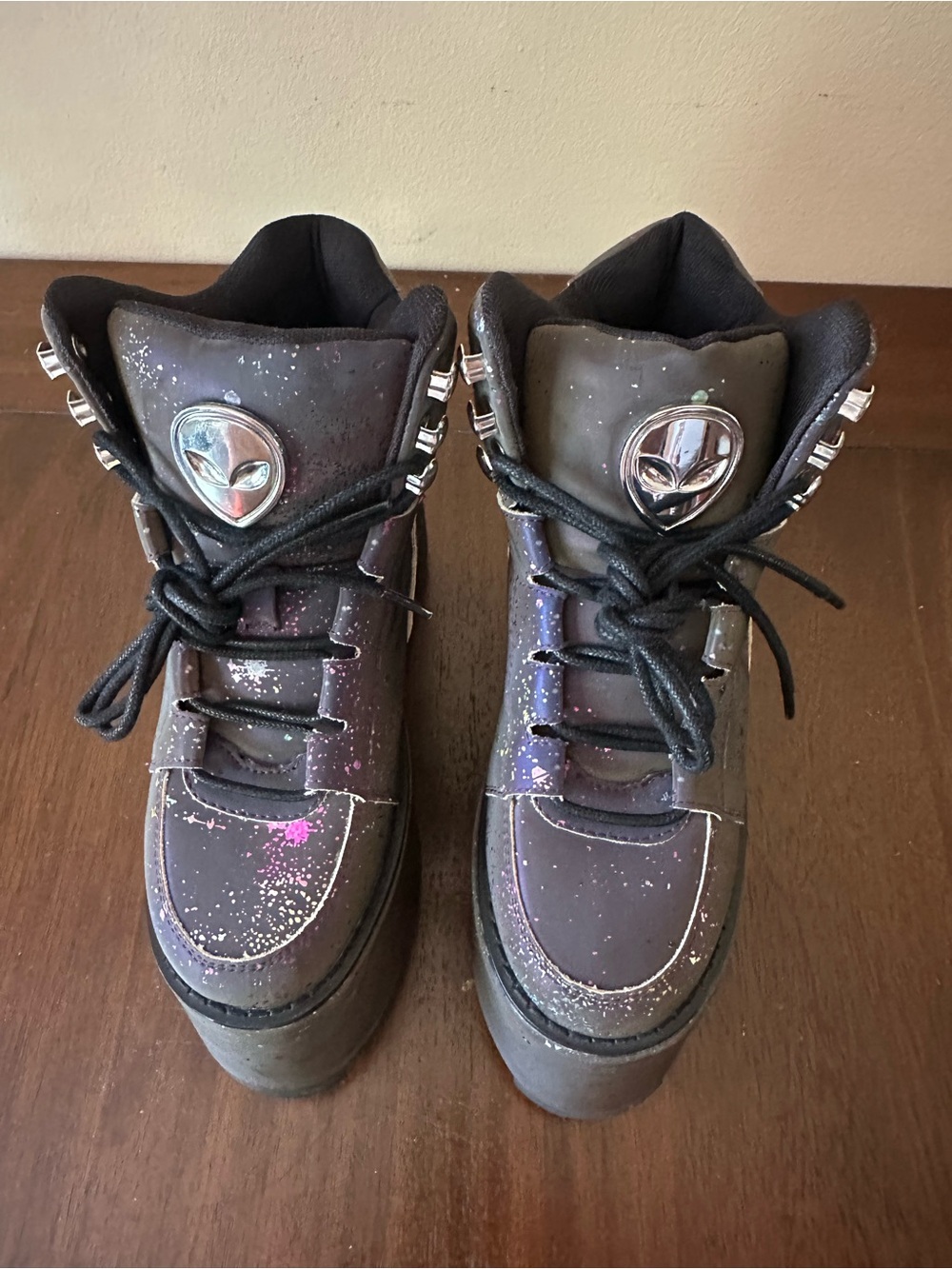 YRU Black Galaxy Glitter Paint-Splatter Qosmos Alien Platform Sneakers, Sz 6 - Picture 4 of 9